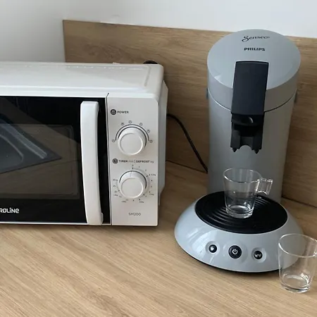 Le Carre Henaux Lejlighed *